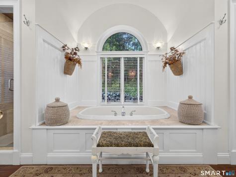 24 Krug Road Preston CT 06365