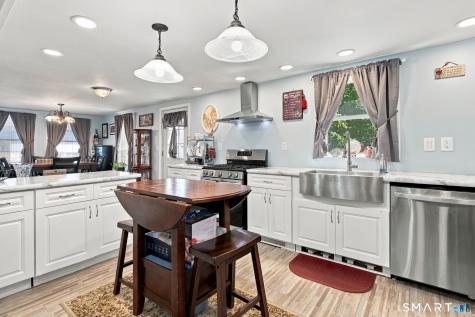 6 Crystal Street Ellington CT 06029