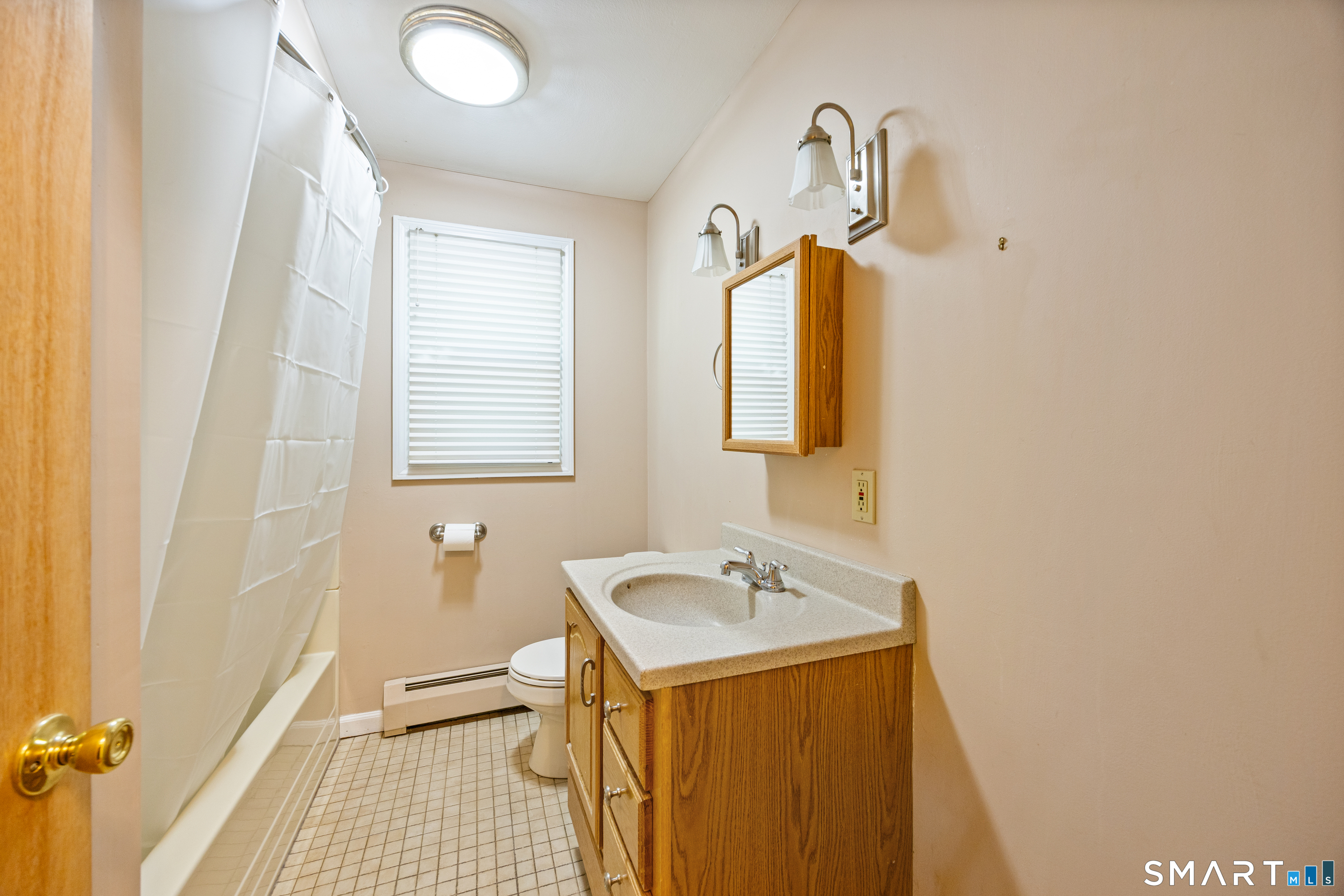 19 Oak Street Wallingford CT 06492