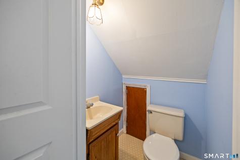 19 Oak Street Wallingford CT 06492