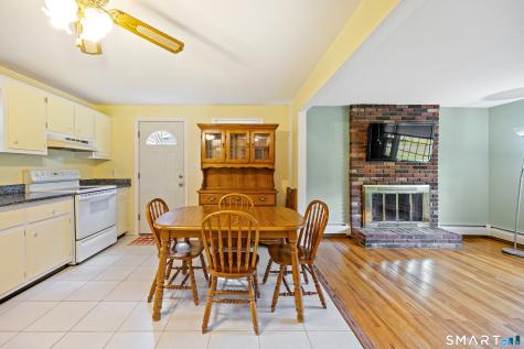 19 Oak Street Wallingford CT 06492