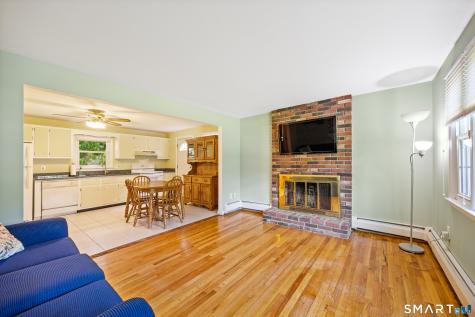 19 Oak Street Wallingford CT 06492