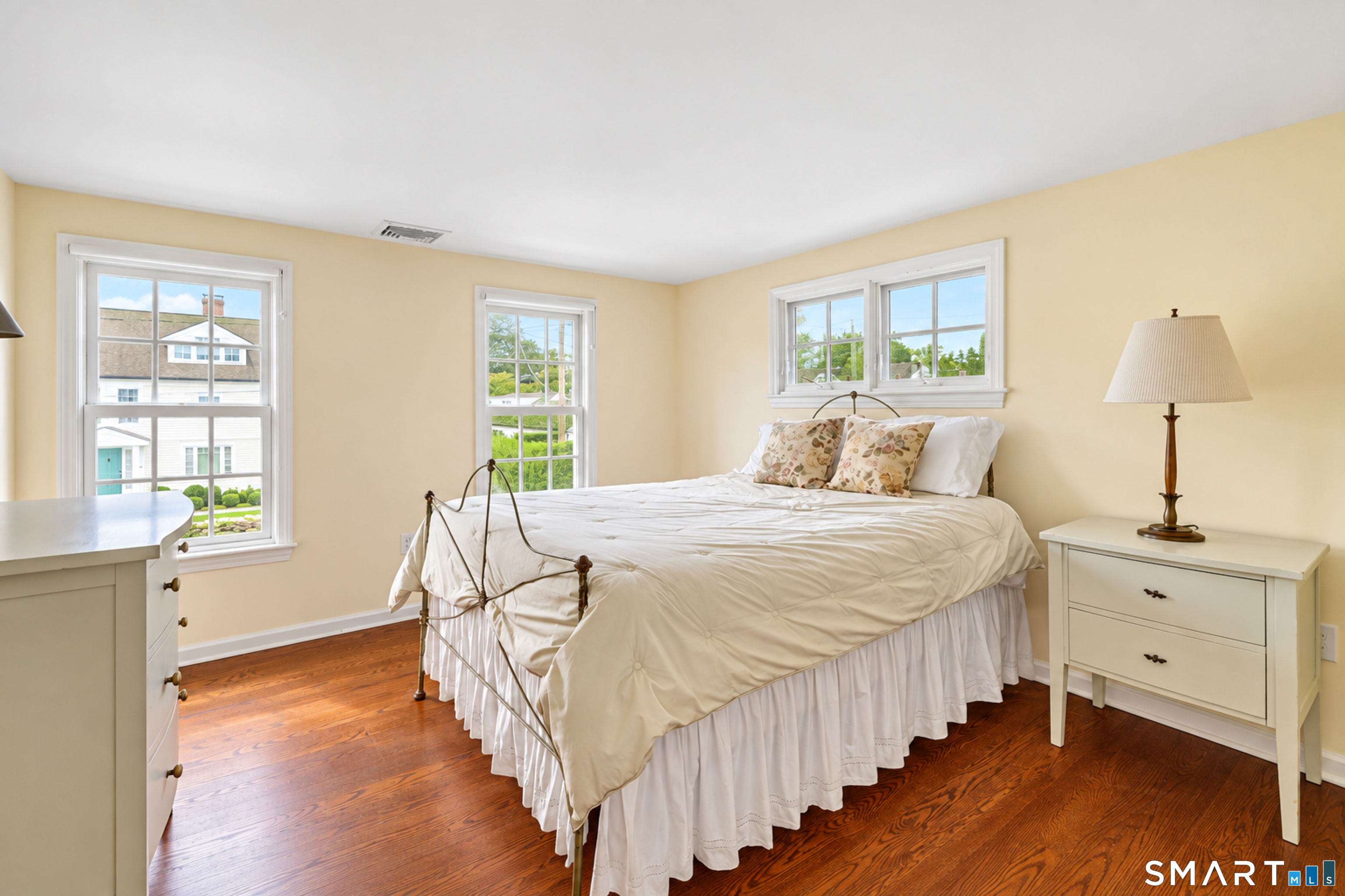 31 Neptune Avenue Madison CT 06443