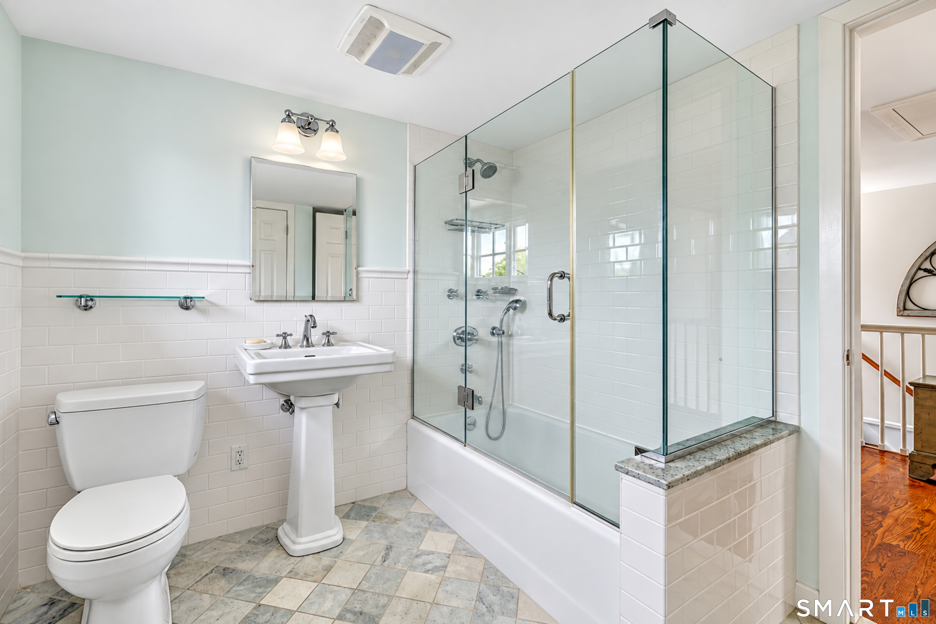 31 Neptune Avenue Madison CT 06443