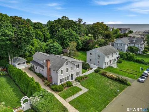 31 Neptune Avenue Madison CT 06443