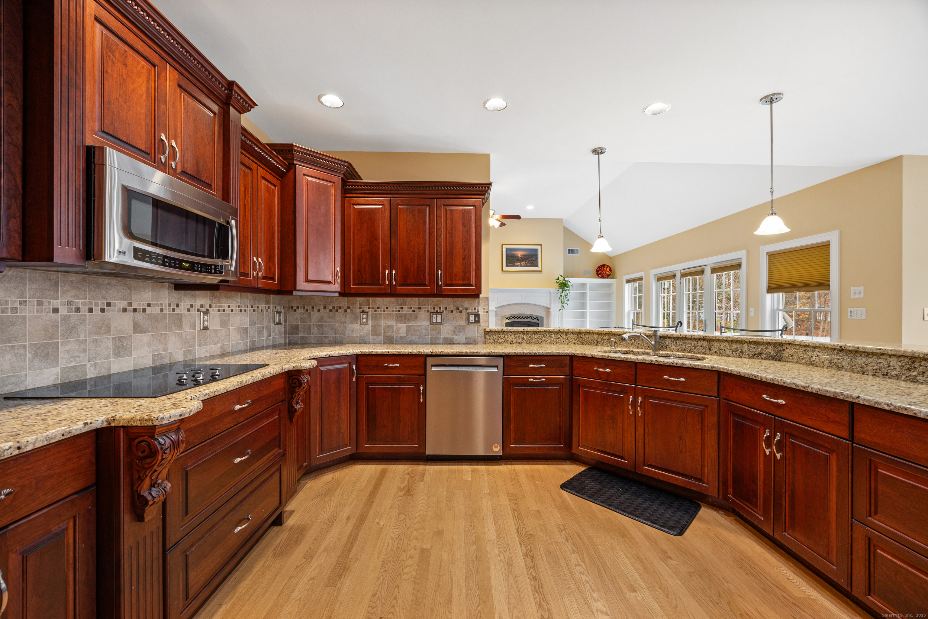 17 Silver Oak Circle Southington CT 06489