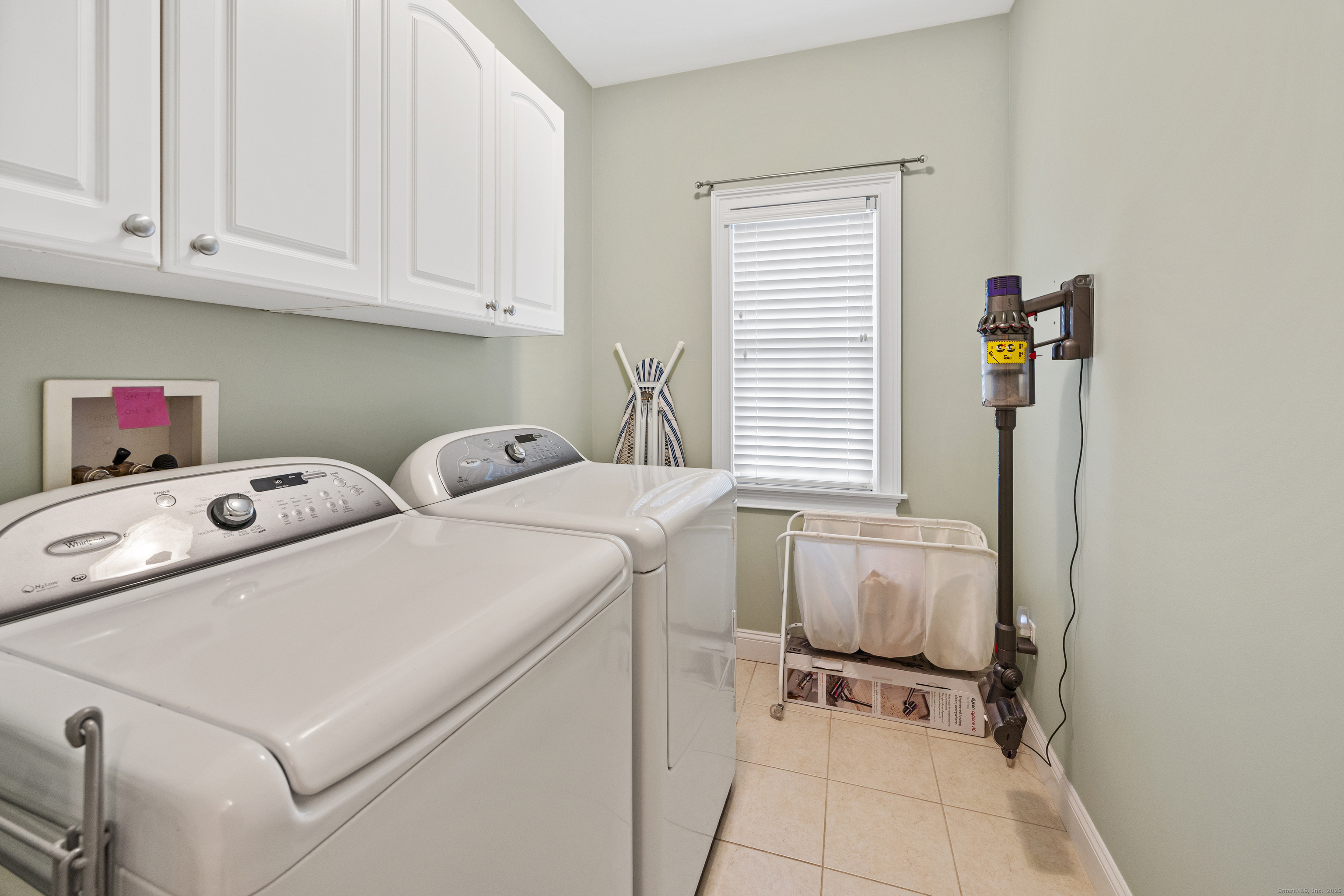 17 Silver Oak Circle Southington CT 06489