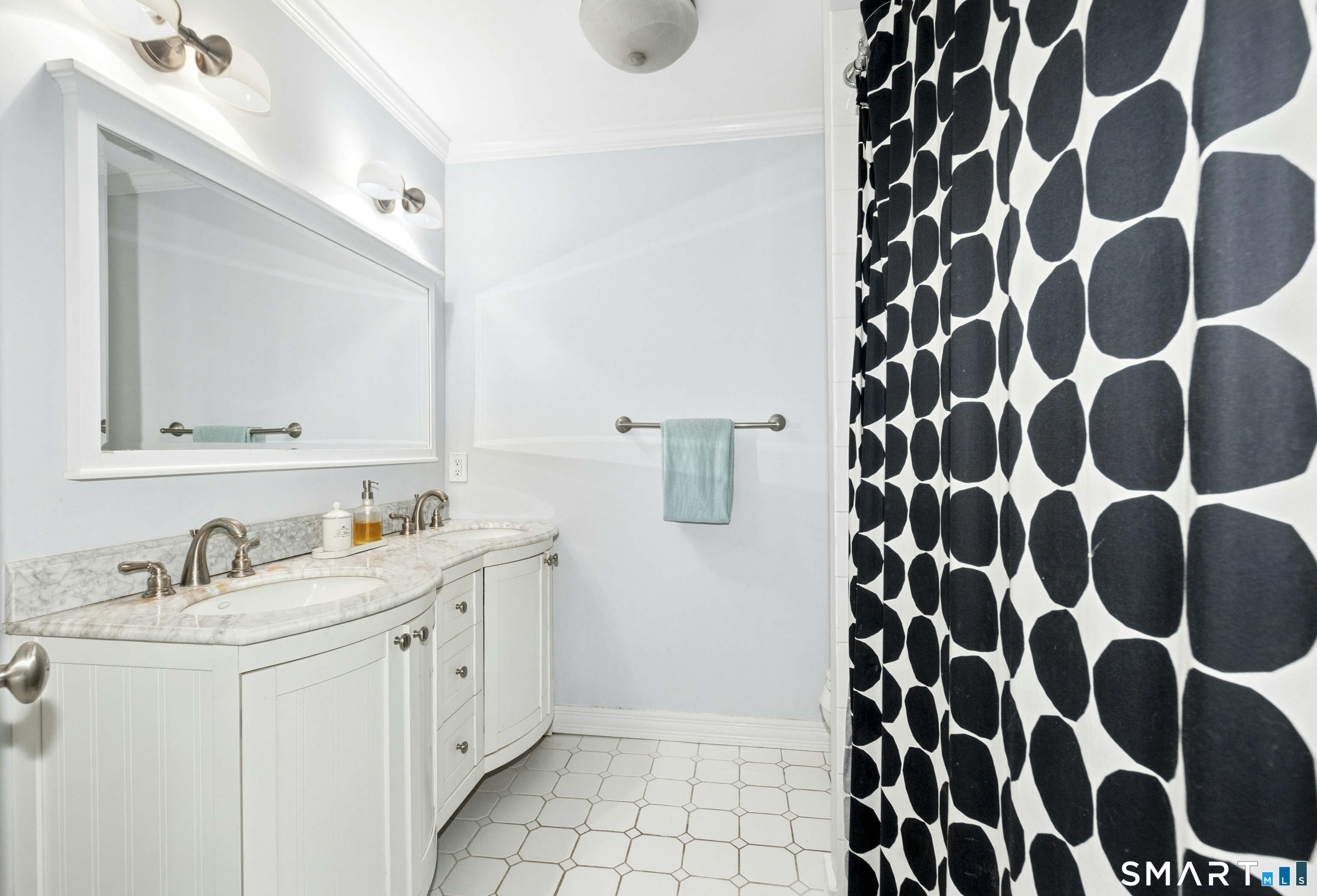 50 Ravenwood Drive Weston CT 06883