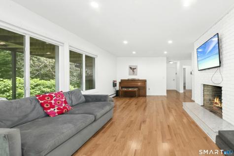 50 Ravenwood Drive Weston CT 06883