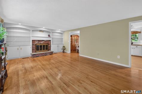 123 Janeway Drive Guilford CT 06437