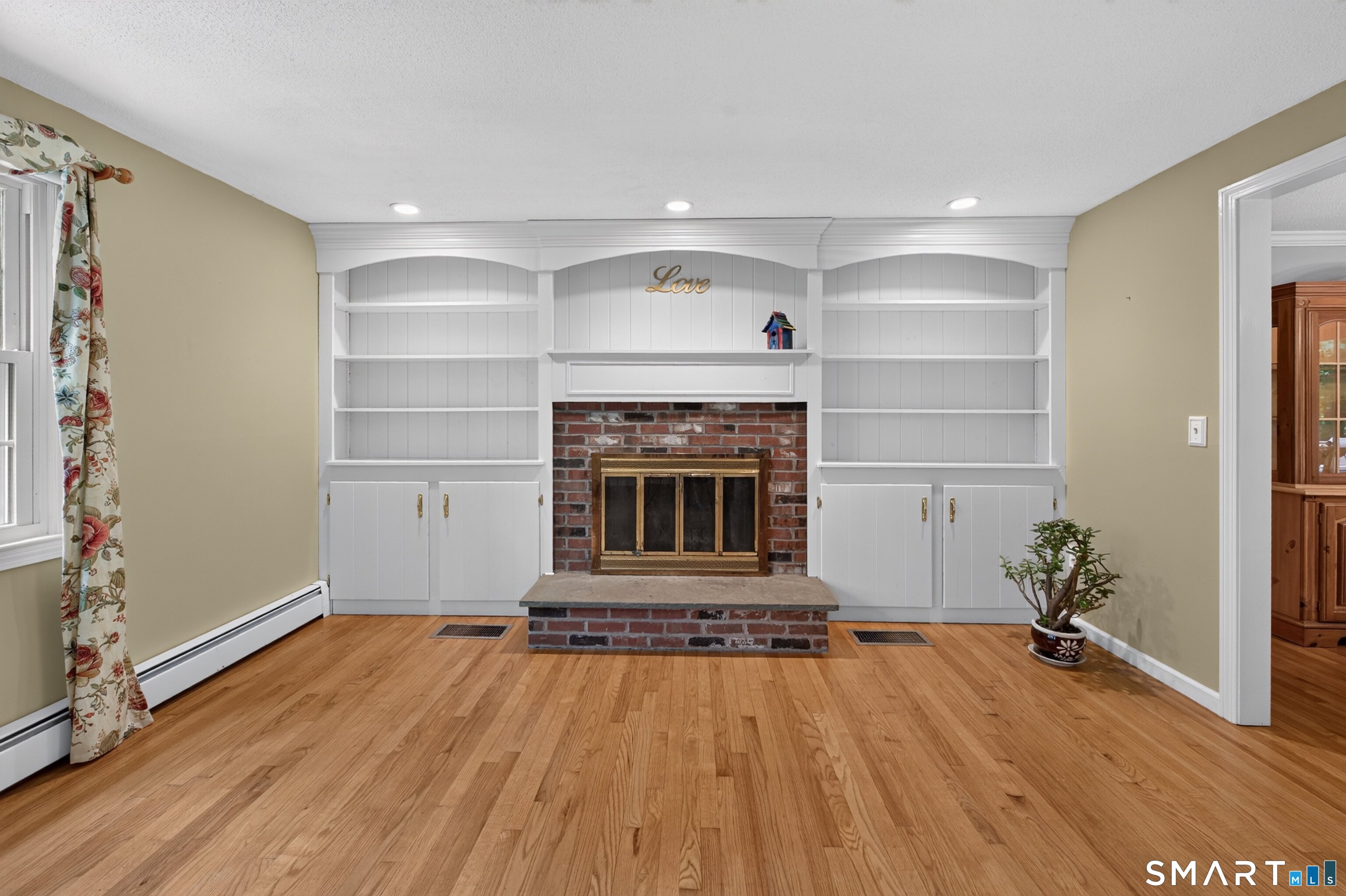 123 Janeway Drive Guilford CT 06437