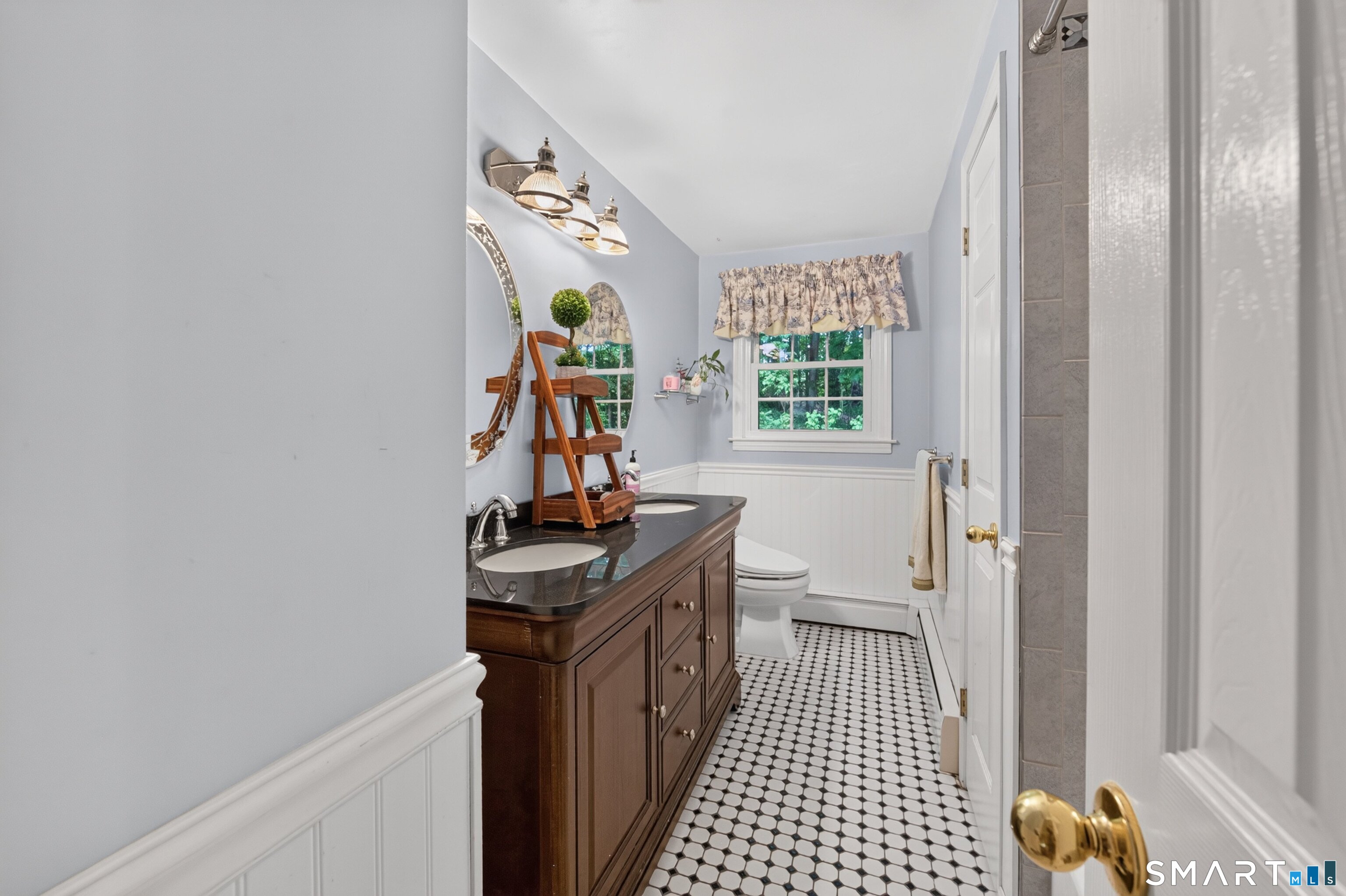 123 Janeway Drive Guilford CT 06437