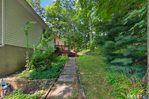123 Janeway Drive Guilford CT 06437