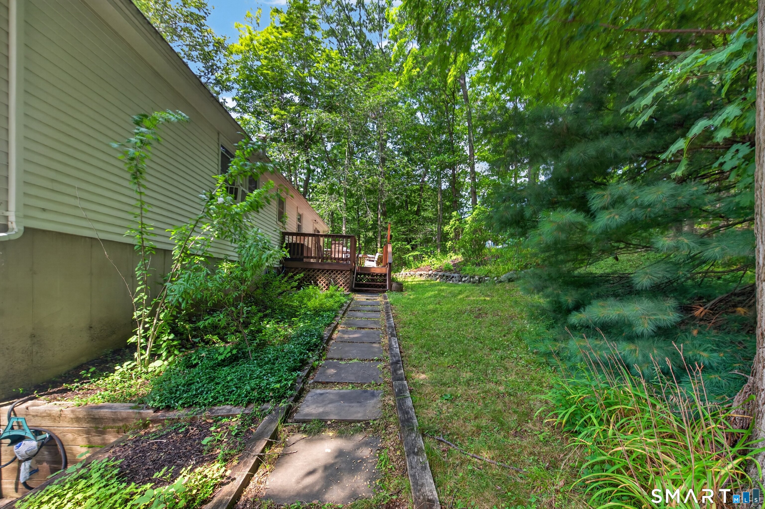 123 Janeway Drive Guilford CT 06437