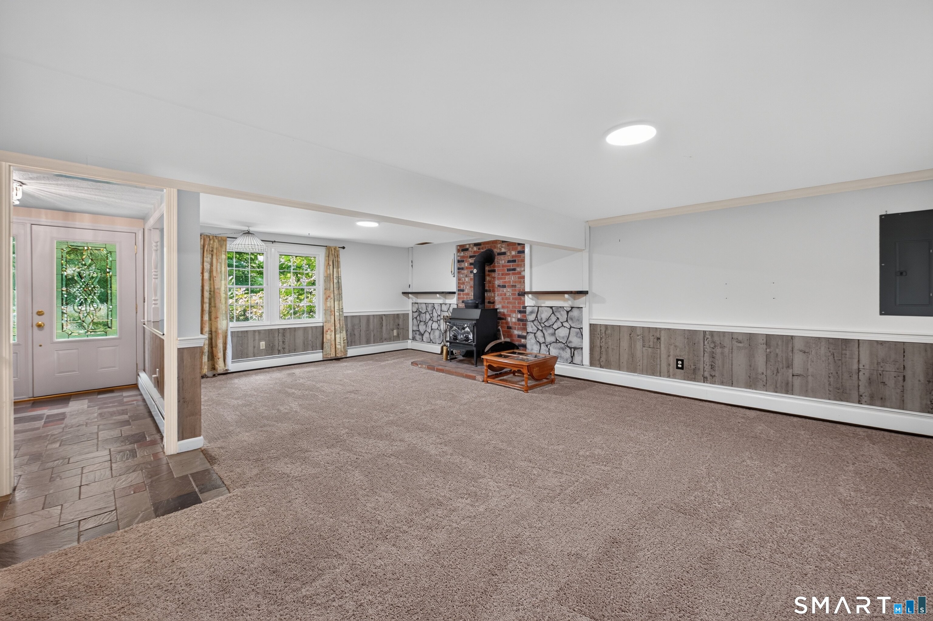 123 Janeway Drive Guilford CT 06437