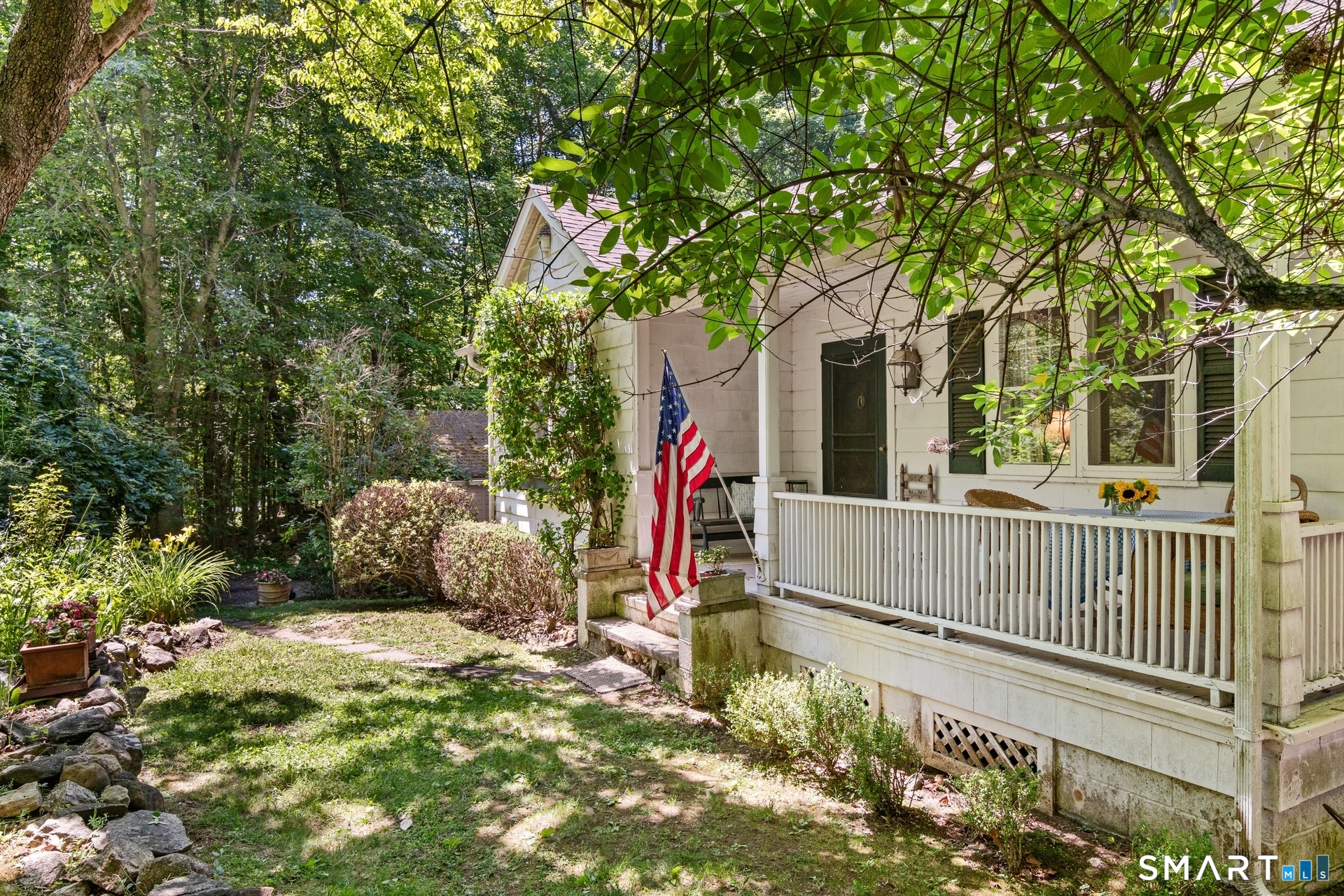 158 Spring Water Lane New Canaan CT 06840