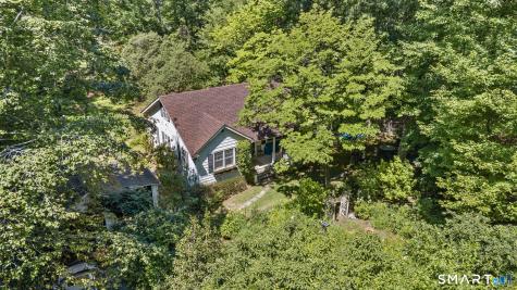 158 Spring Water Lane New Canaan CT 06840