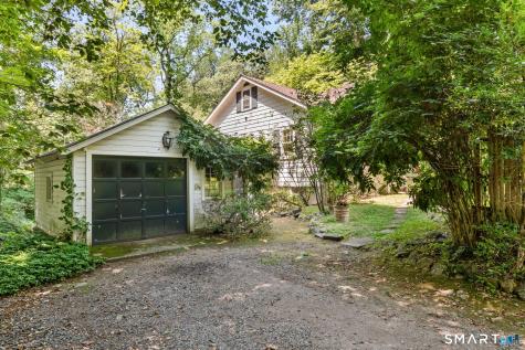 158 Spring Water Lane New Canaan CT 06840