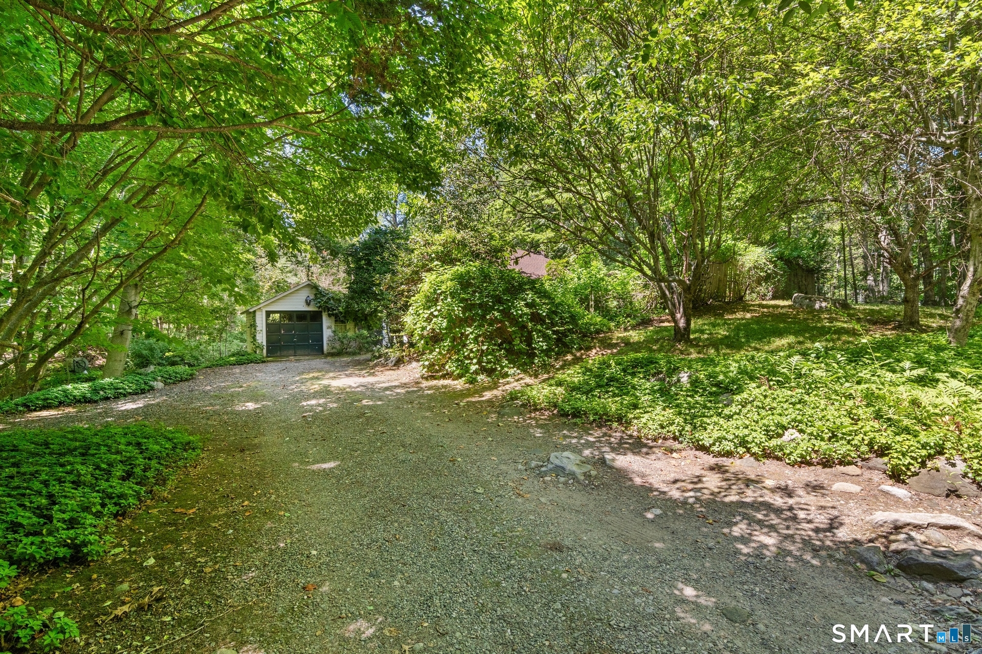 158 Spring Water Lane New Canaan CT 06840