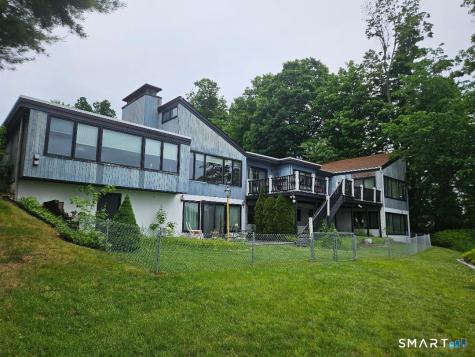 68 Arrowhead Road Brookfield CT 06804