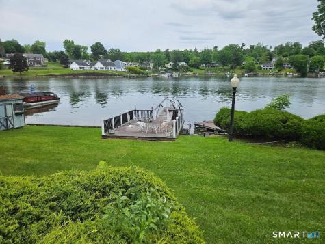 68 Arrowhead Road Brookfield CT 06804
