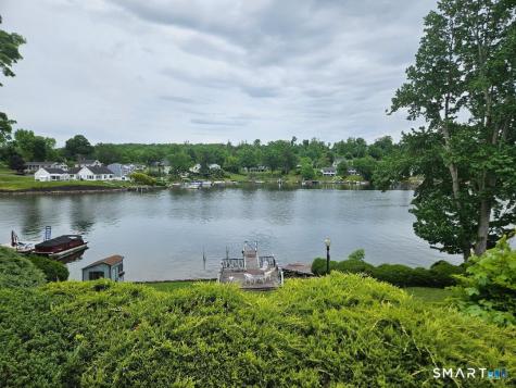 68 Arrowhead Road Brookfield CT 06804