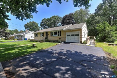 265 Arrowhead Place Stratford CT 06614