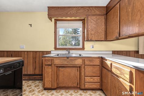 40 Nightingale Drive Stratford CT 06614