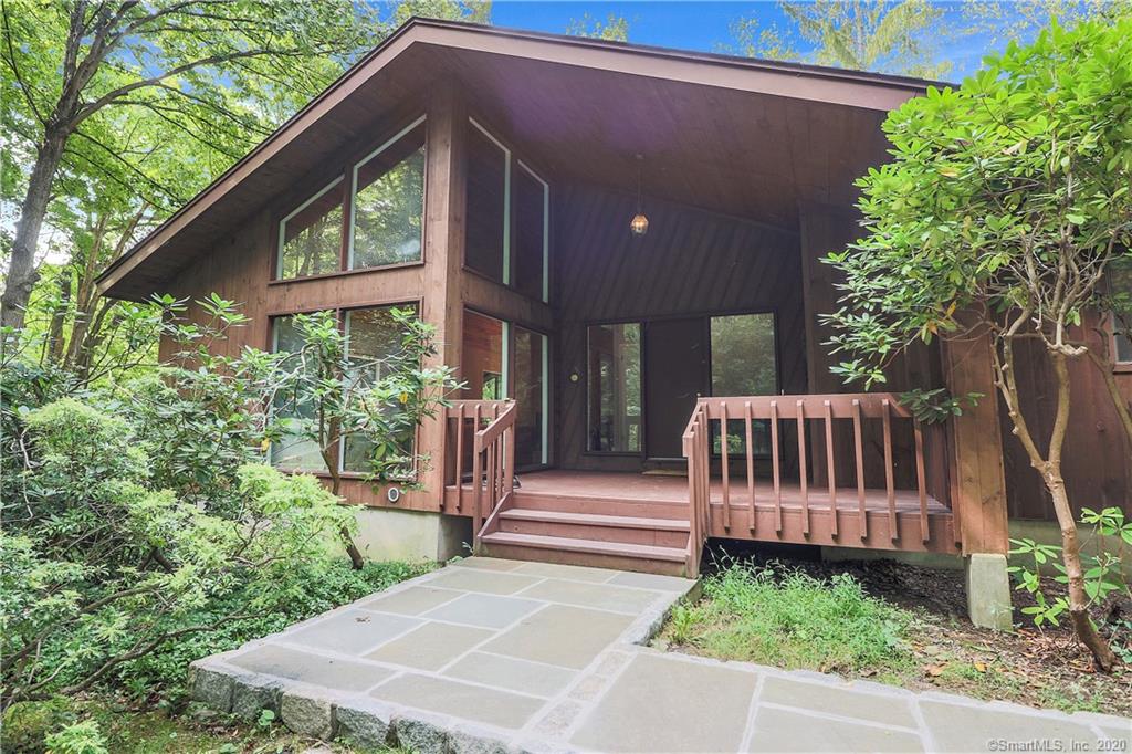 4 West Trail Stamford CT 06903