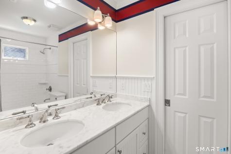 18 Thomasina Lane Darien CT 06820
