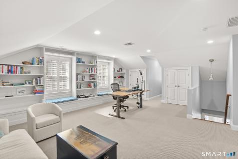 18 Thomasina Lane Darien CT 06820