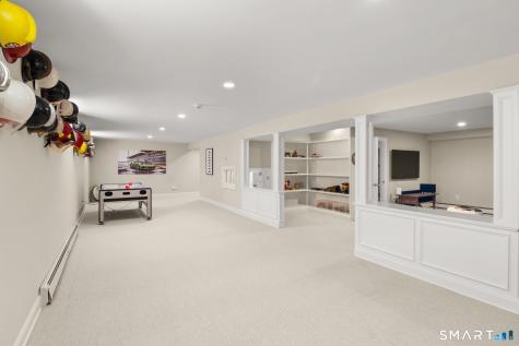 18 Thomasina Lane Darien CT 06820