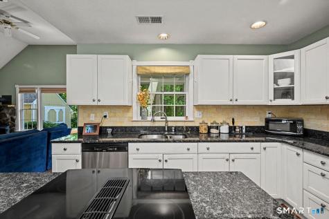 207 Grassy Hill Road Woodbury CT 06798