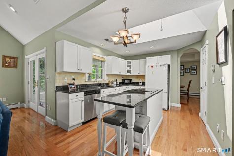 207 Grassy Hill Road Woodbury CT 06798