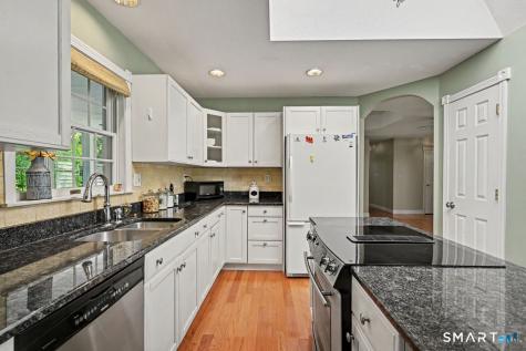 207 Grassy Hill Road Woodbury CT 06798