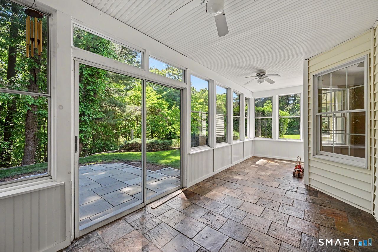 207 Grassy Hill Road Woodbury CT 06798