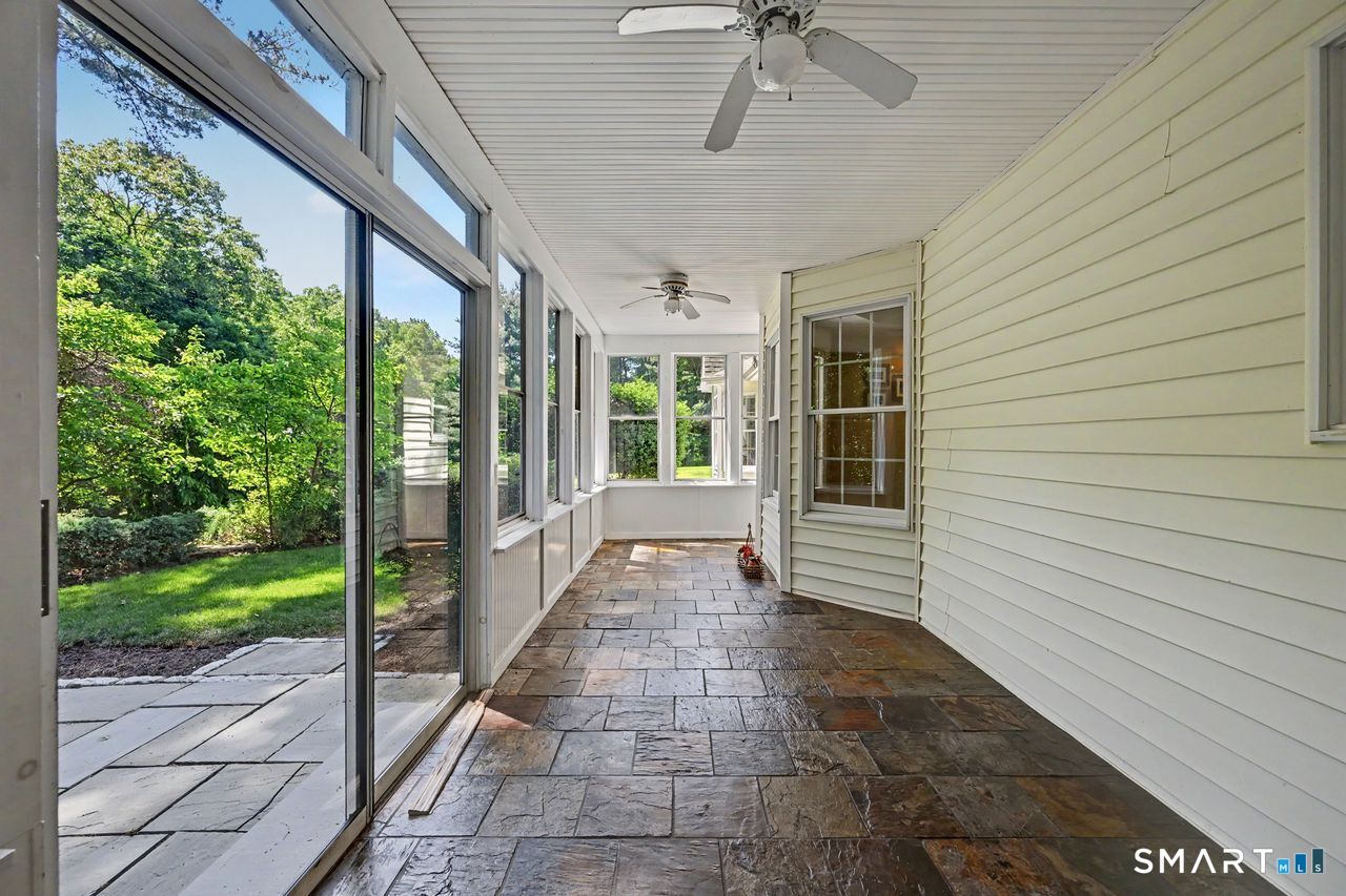 207 Grassy Hill Road Woodbury CT 06798