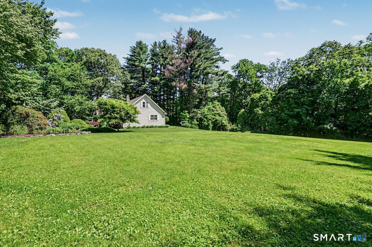 207 Grassy Hill Road Woodbury CT 06798