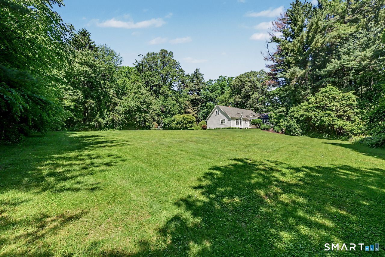 207 Grassy Hill Road Woodbury CT 06798
