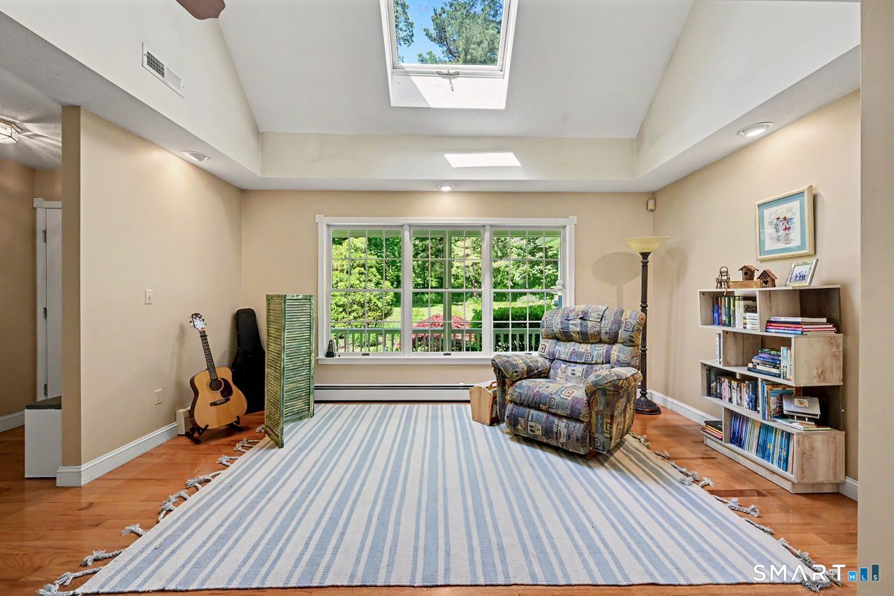 207 Grassy Hill Road Woodbury CT 06798