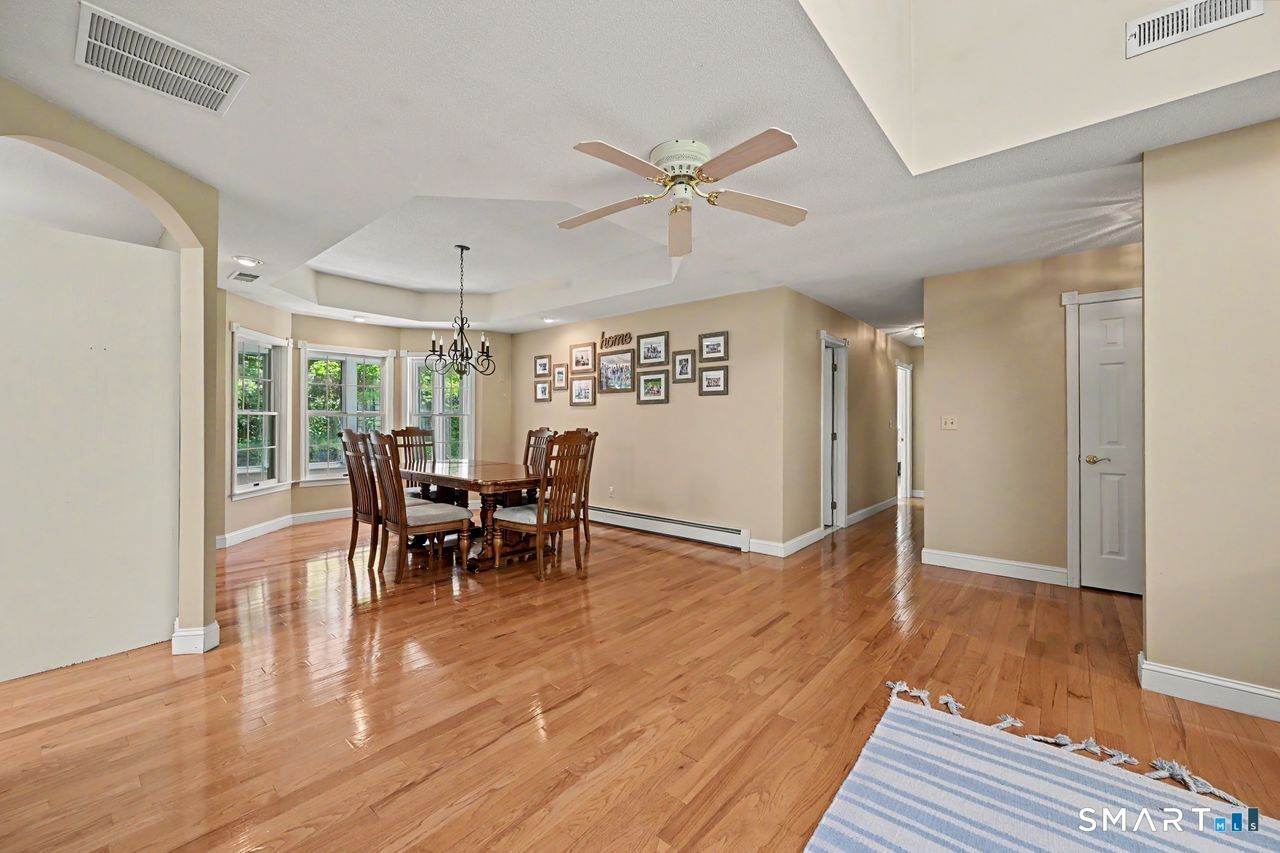 207 Grassy Hill Road Woodbury CT 06798