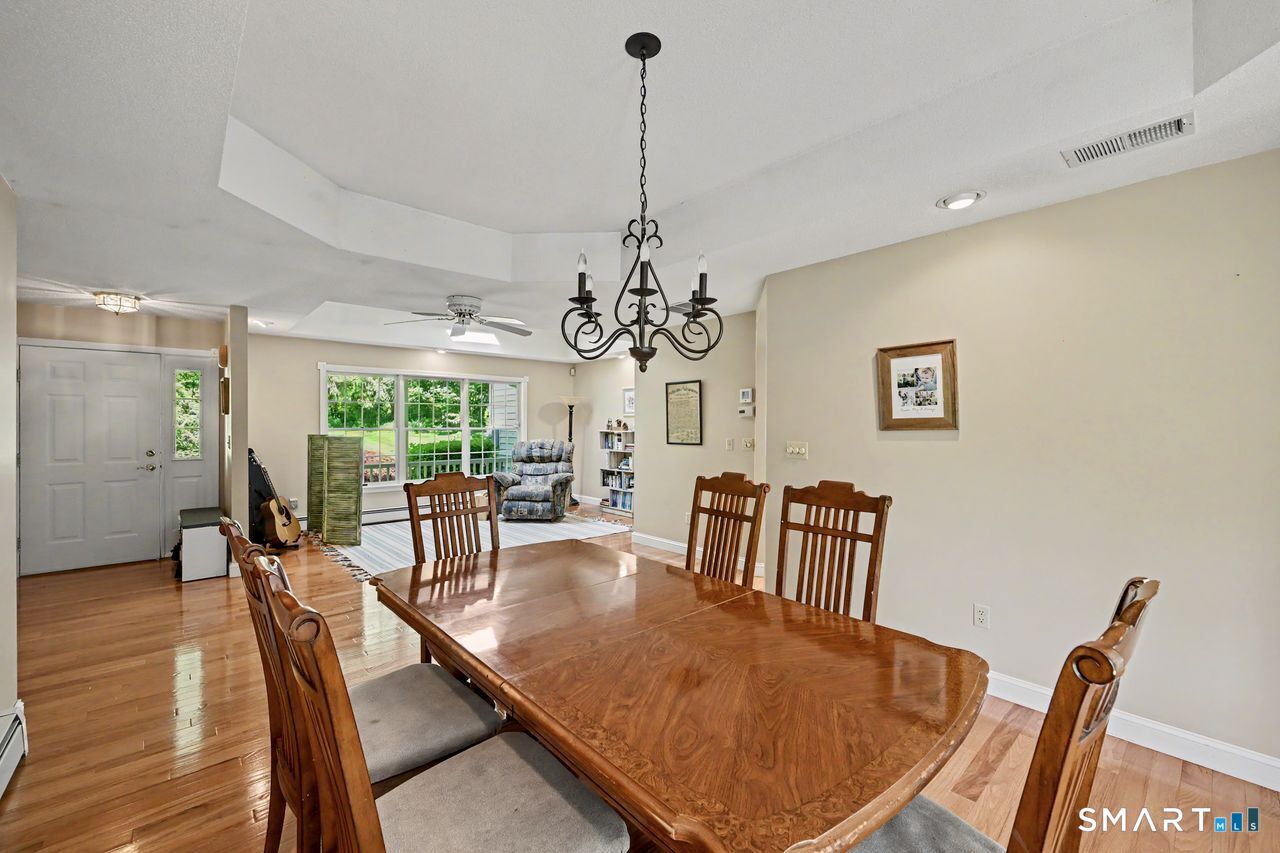 207 Grassy Hill Road Woodbury CT 06798