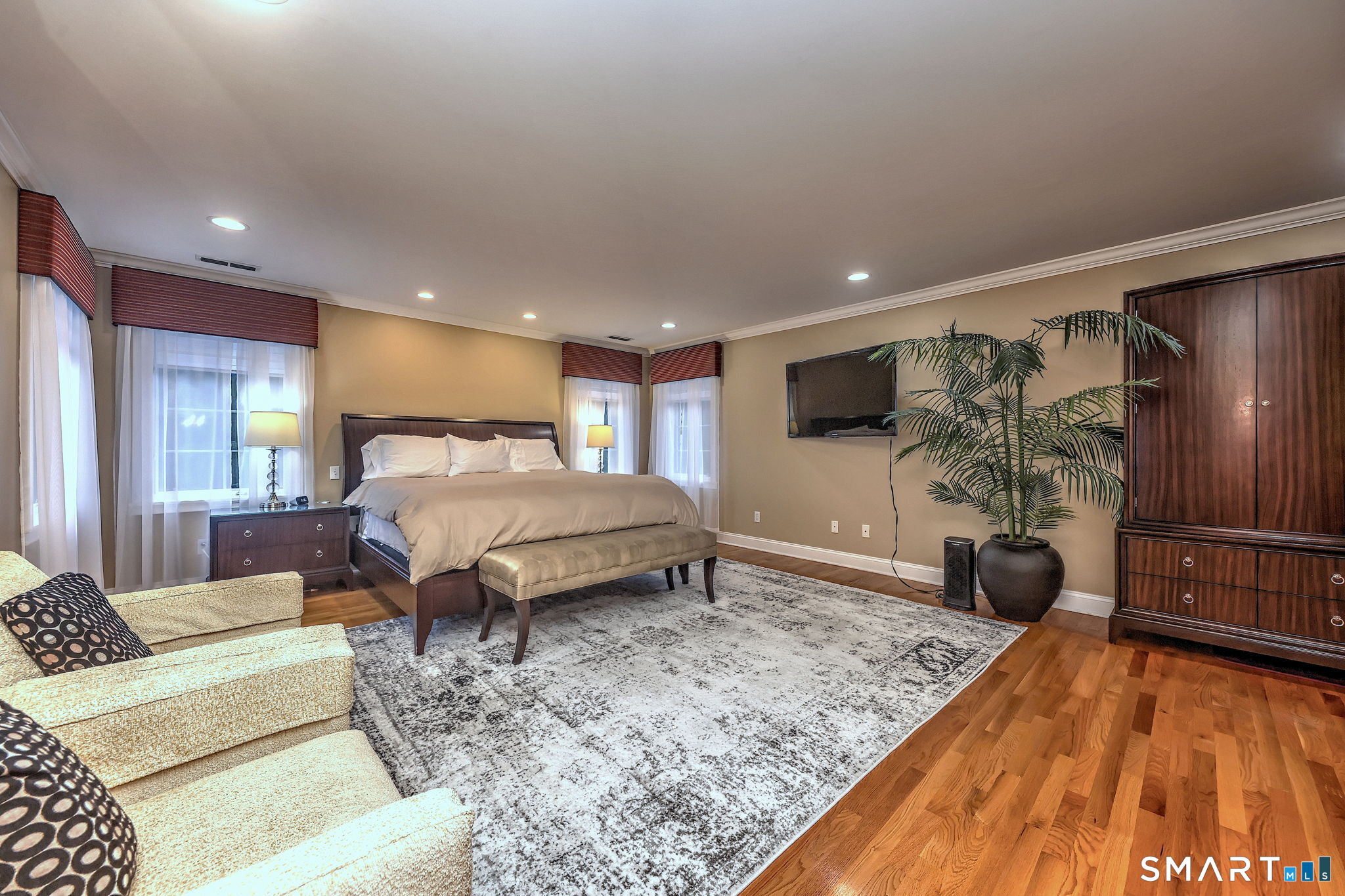 914 Rainbow Trail Orange CT 06477