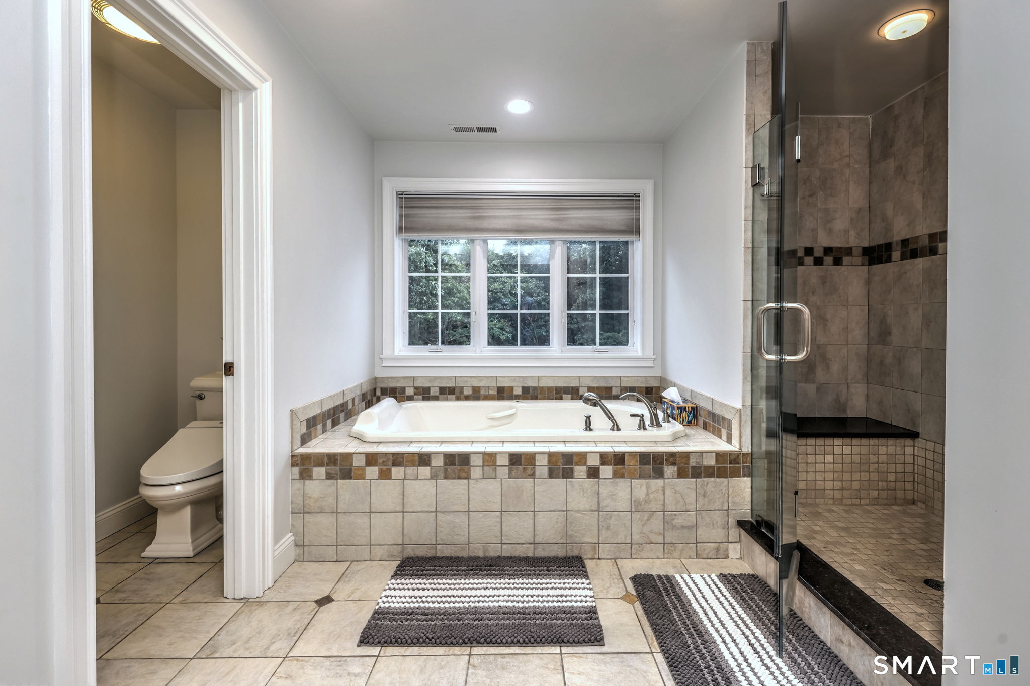 914 Rainbow Trail Orange CT 06477