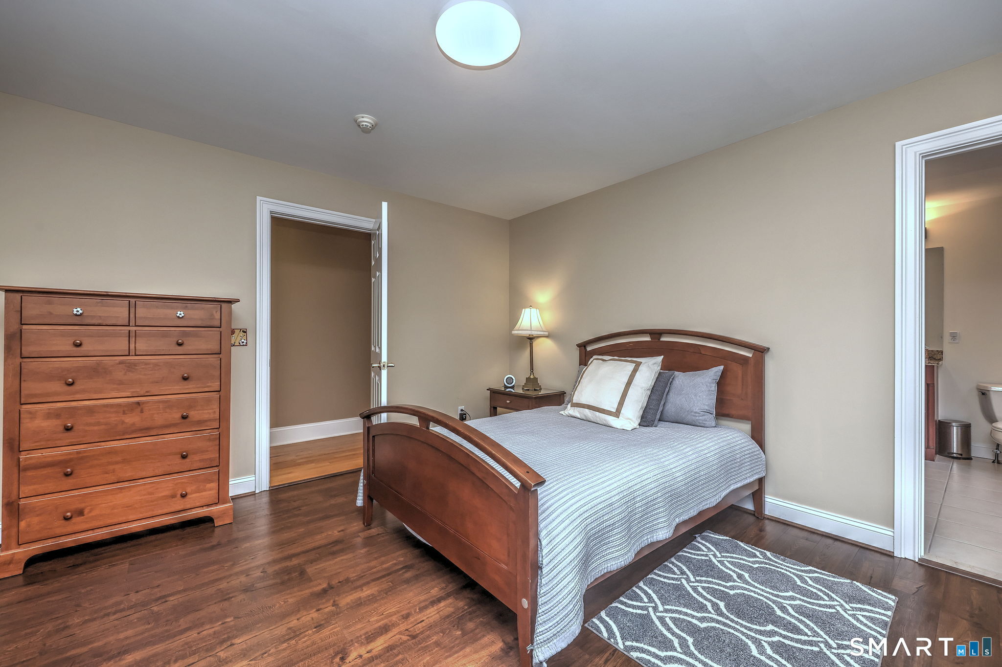 914 Rainbow Trail Orange CT 06477