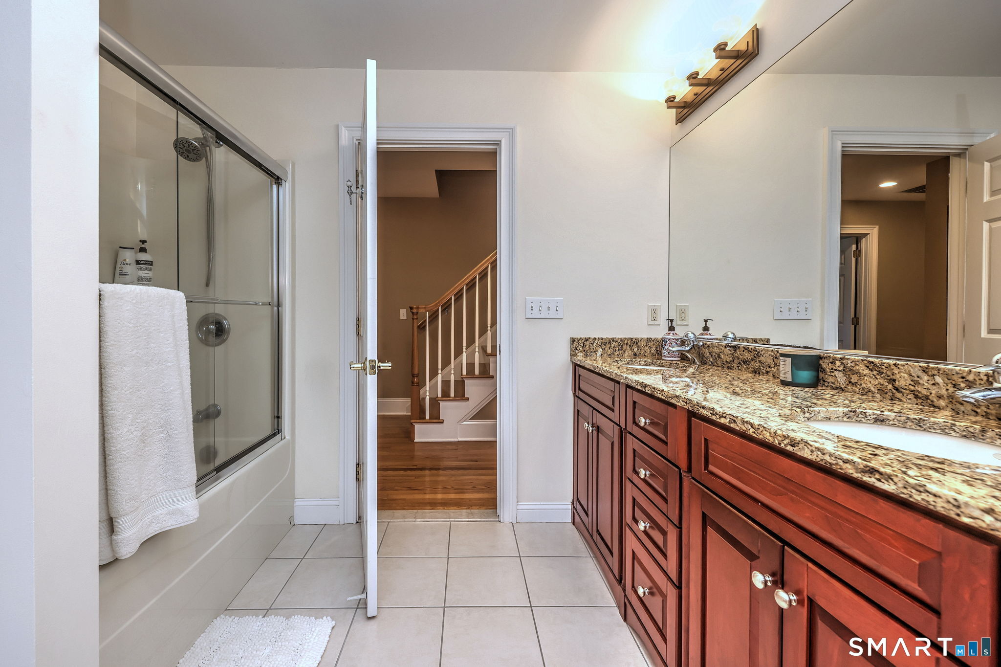 914 Rainbow Trail Orange CT 06477