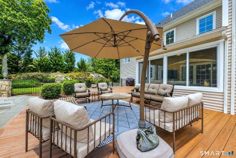 914 Rainbow Trail Orange CT 06477