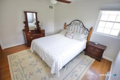 30 Valley View Drive South Windsor CT 06074