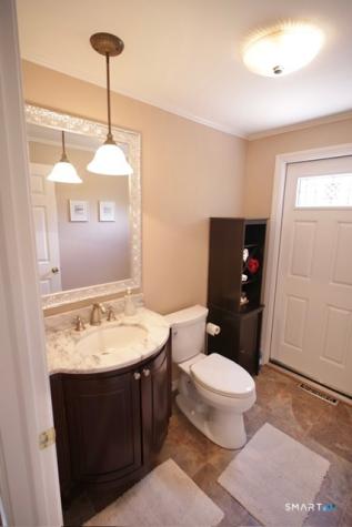 30 Valley View Drive South Windsor CT 06074