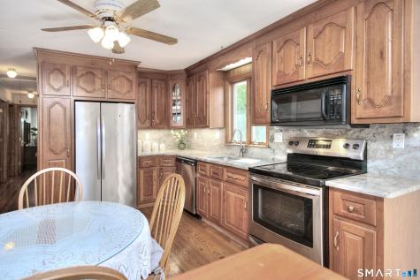 325 Emerald Place Stratford CT 06614